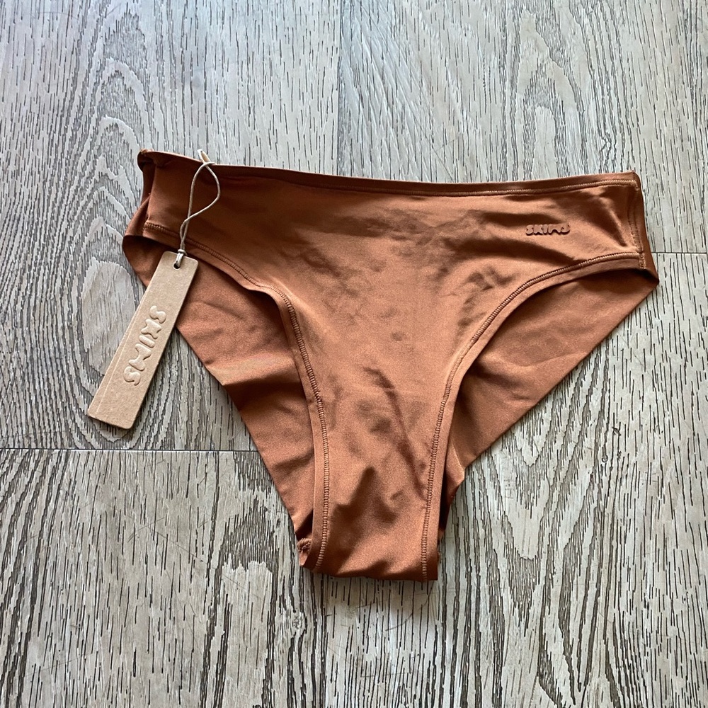 Skims Body Brief in Bronze NWT